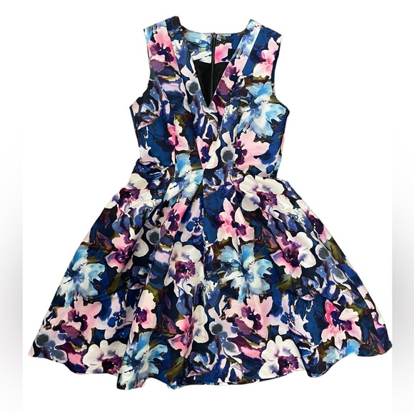 CUE Fit & Flare Floral Spring Dress Size 10 Knee Length Pockets Lined V Neck Zip - Picture 3 of 11